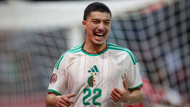 Maza là tài năng trẻ sáng giá của Algeria